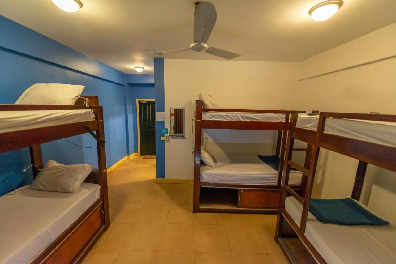 Gz Plan B Hostel シェムリアップ エクステリア 写真